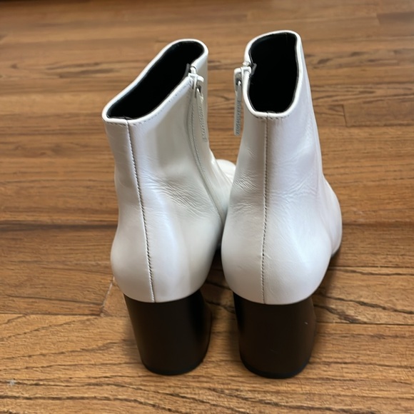 Brand New Kendall & Kylie Booties , Size 7 - Picture 5 of 13